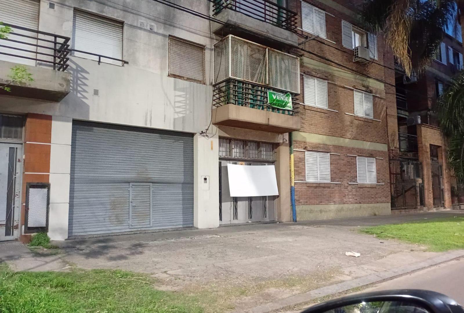 Foto de Local/Deposito a metros de Bv. Oroño y 27 de Febrero, imagen 1