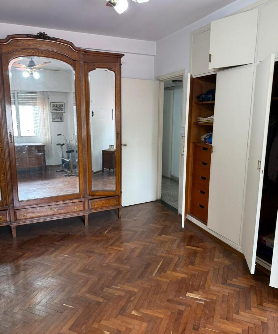 Casa en planta alta de 3 dormitorios en Barrio Abasto