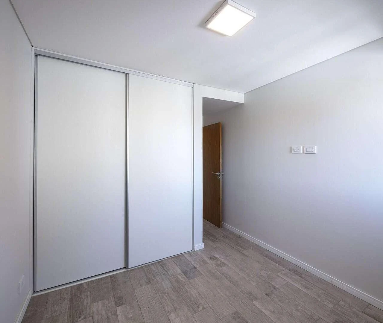 Foto de Departamento DUPLEX de 2 dormitorios en zona centro, imagen 3