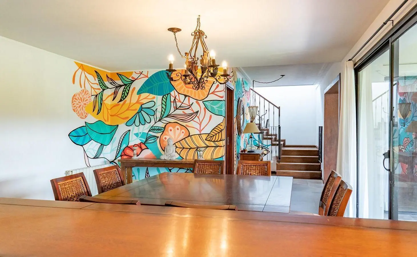 Casa de 4 dormitorios con piscina en Barrio Cerrado Cadaques Funes Hills 3