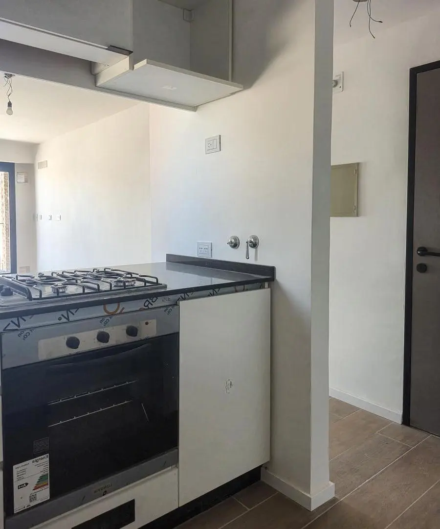 Departamento SEMIPISO de 2 dormitorios con terraza en Barrio Abasto 4