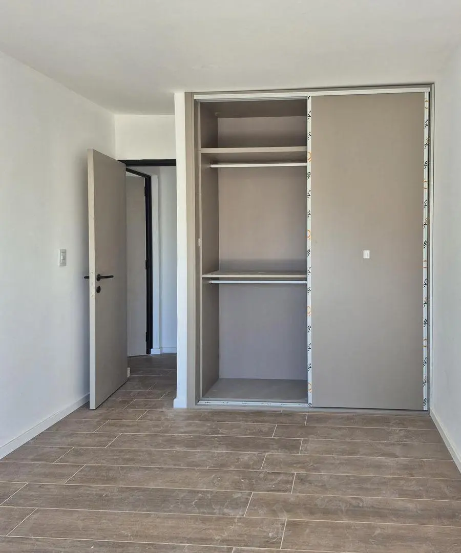 Departamento SEMIPISO de 2 dormitorios con terraza en Barrio Abasto 5