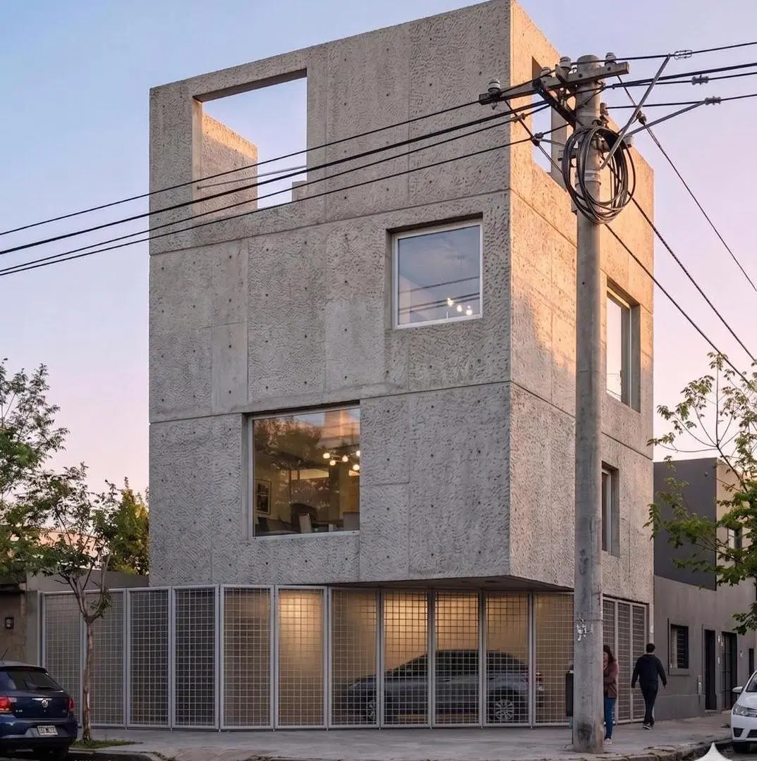 Casa de 3 dormitorios con terraza, pileta y cochera 7
