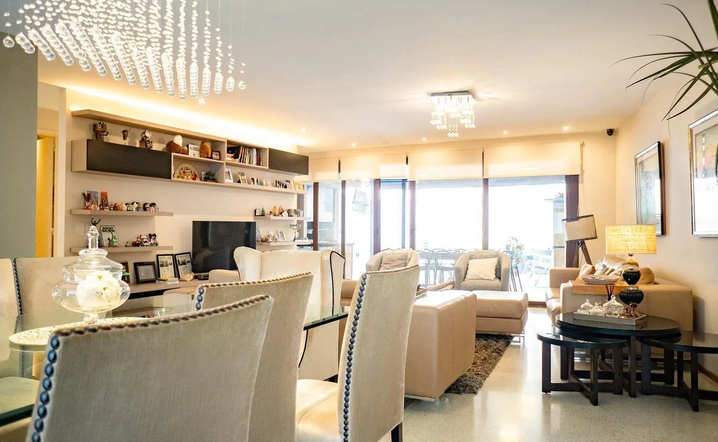 Casa interna triplex de 3 dormitorios con cochera y terraza exclusiva 4