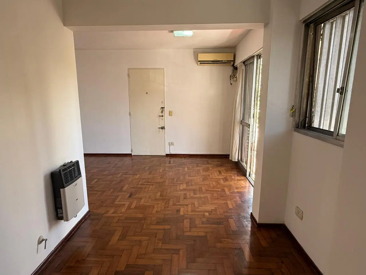Departamento SEMIPISO de 1 dormitorio a metros de Bv. Oroño 4