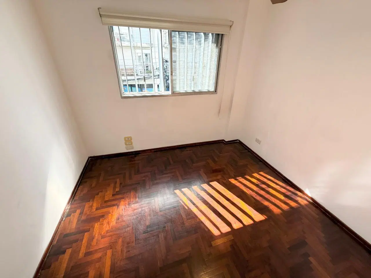Departamento SEMIPISO de 1 dormitorio a metros de Bv. Oroño 3