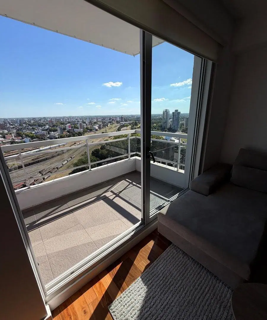 Departamento de 1 dormitorio con cochera en TORRE MAUI I 8