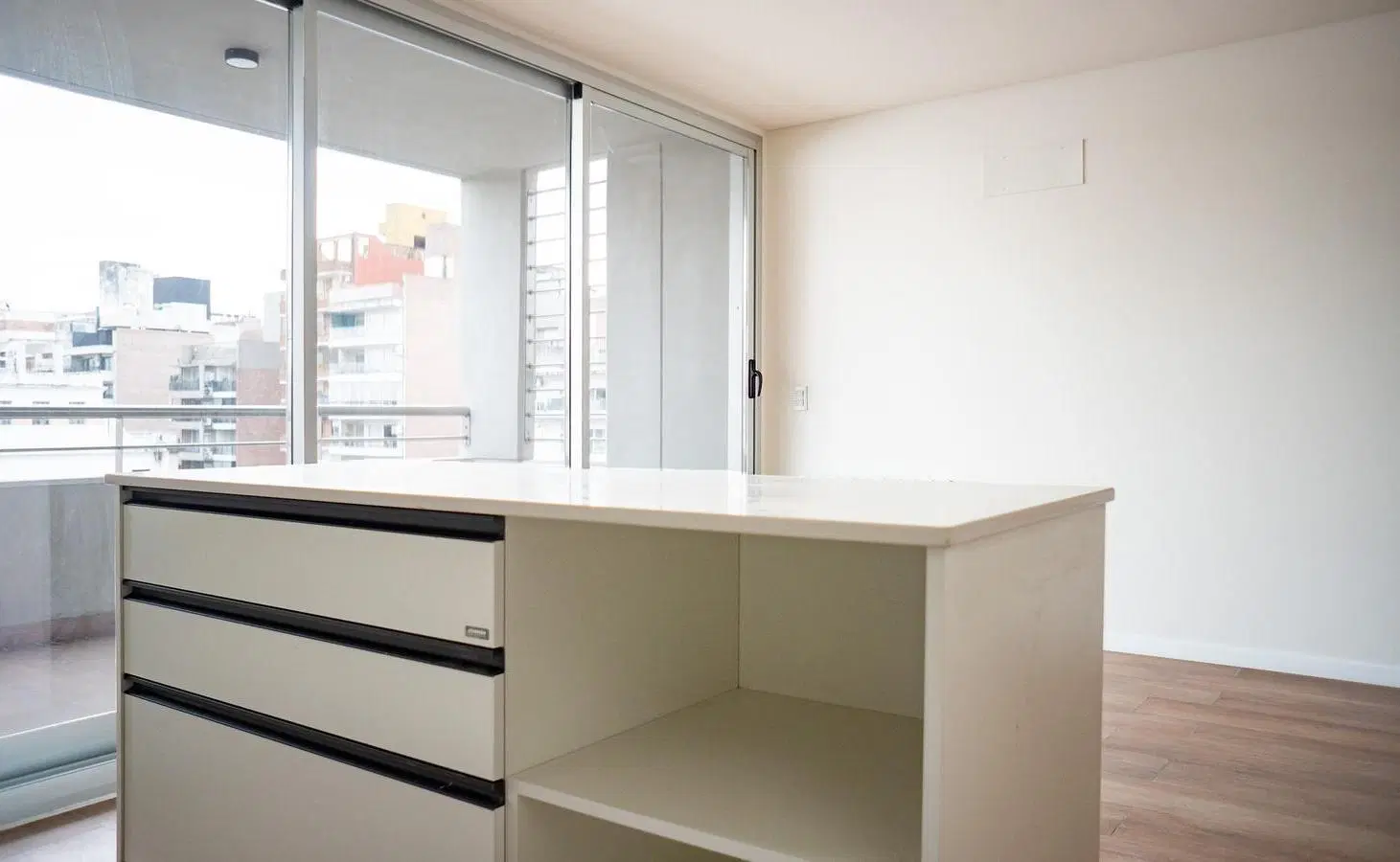 Departamento SEMIPISO de 2 dormitorios con amenidades en zona rio 4