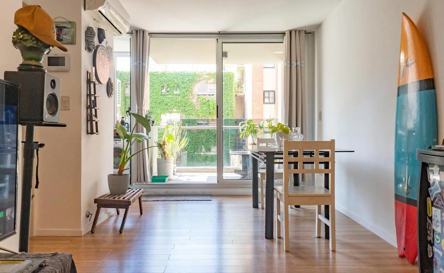 Departamento SEMIPISO de 1 dormitorio con balcón en Barrio Martin 3