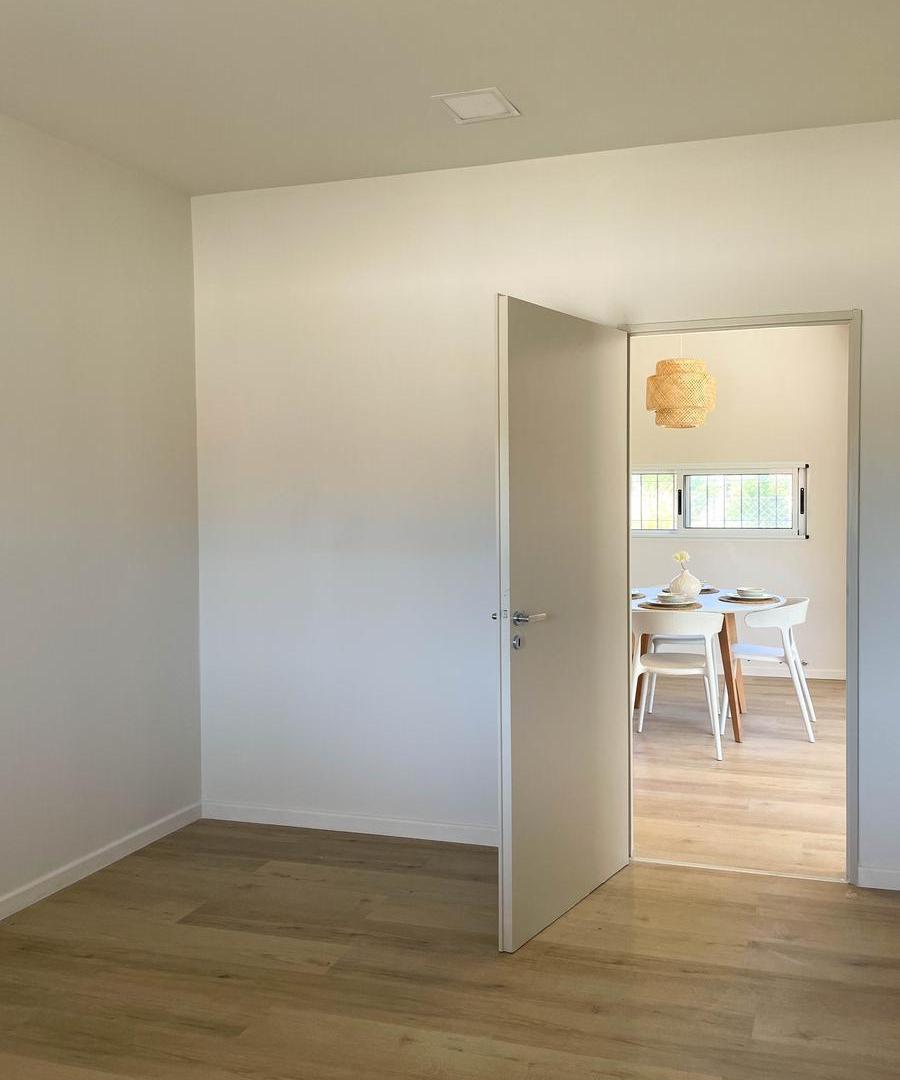 Foto de Casa de 2 dormitorios con gran jardín y pileta en Funes Town, imagen 3