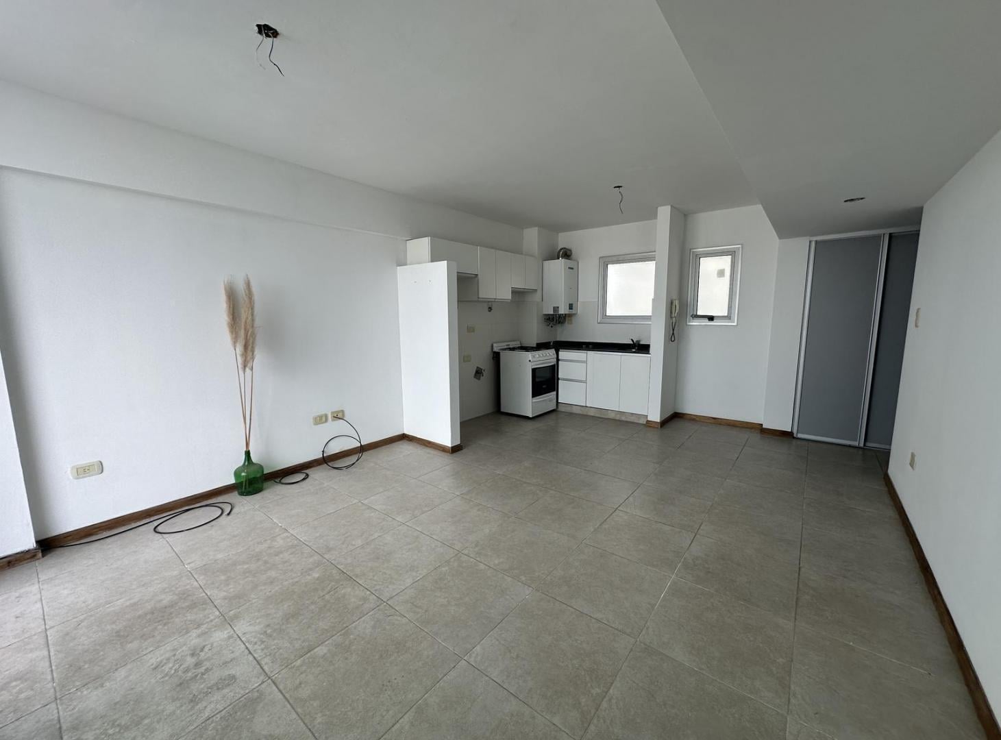 Foto de Departamento MONOAMBIENTE en zona centro, imagen 3
