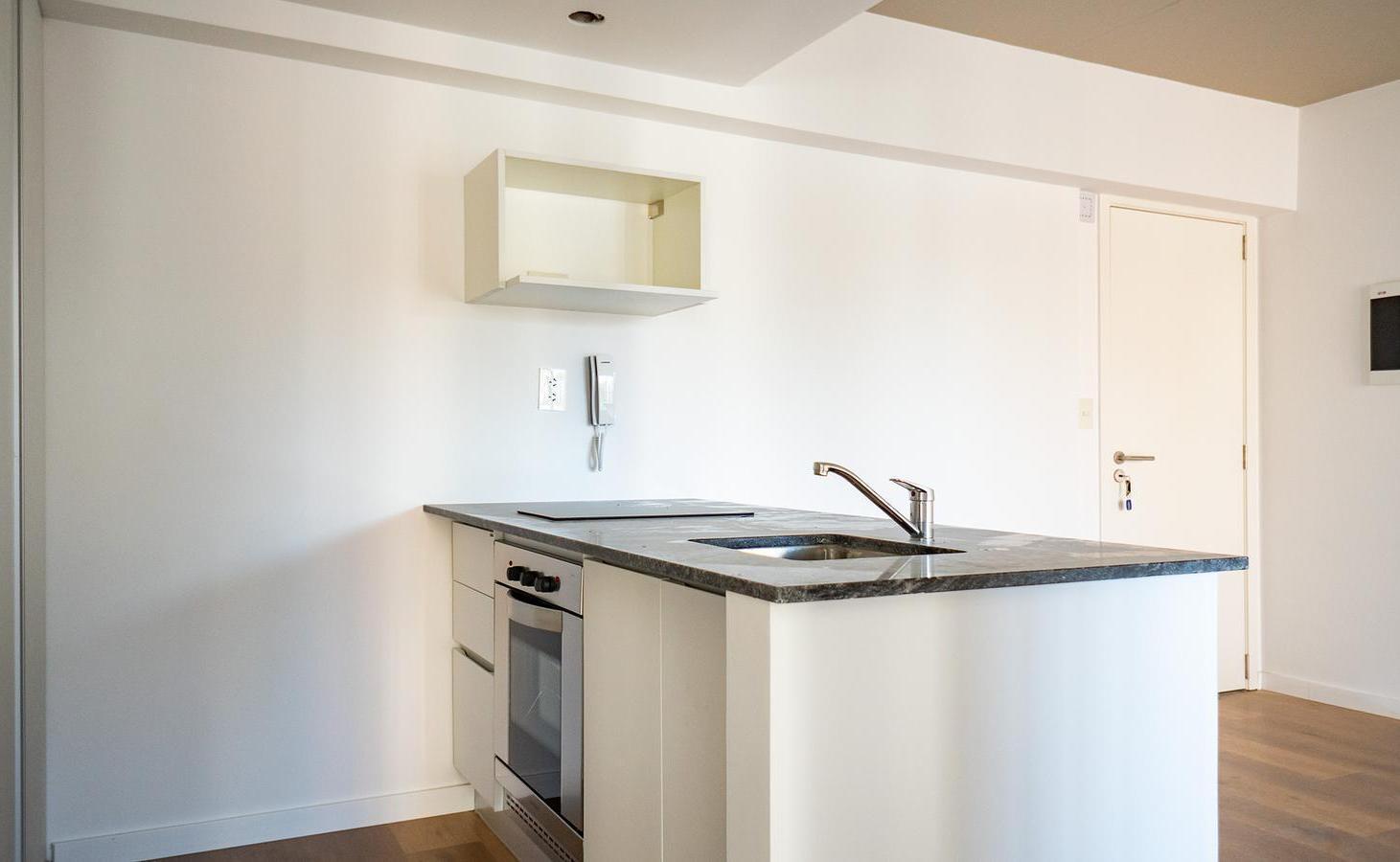 Foto de Departamento de 1 dormitorio a metros de Av. Pellegrini y Bv. Oroño, imagen 4