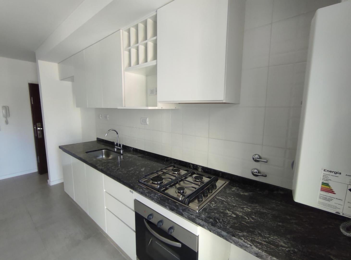 Foto de Departamento de 1 dormitorio al contrafrente con amenities en zona río, imagen 2