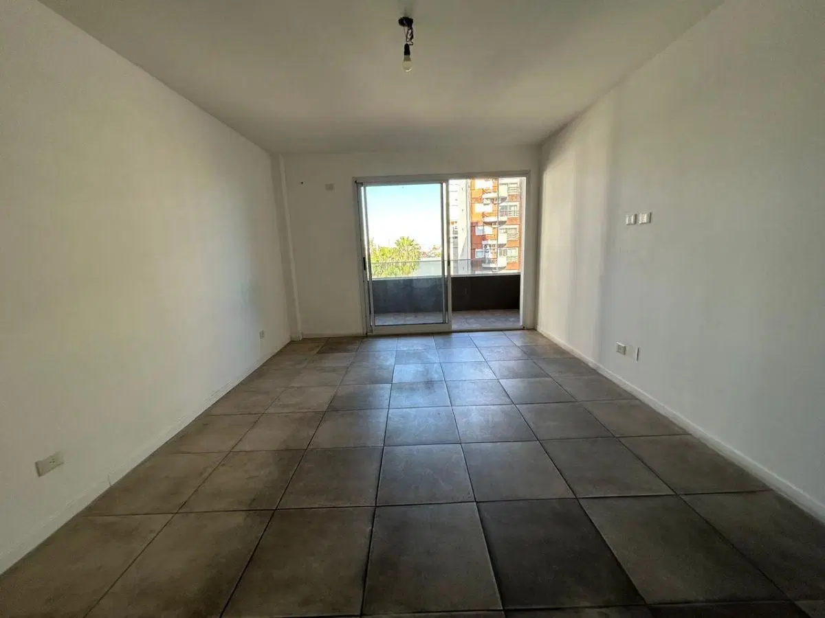 MONOAMBIENTE EN ALQUILER EN AVELLANEDA 1