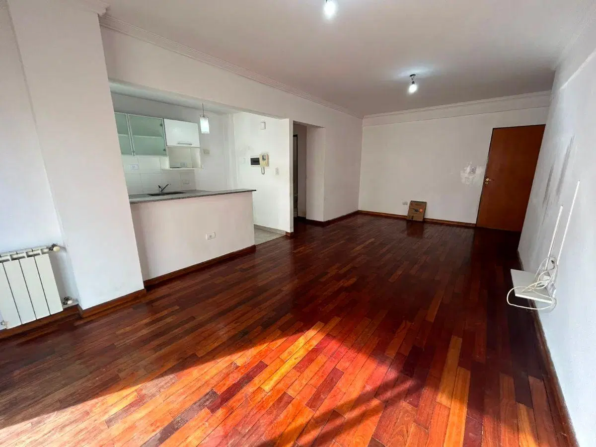 DEPARTAMENTO DE 2 AMBIENTES EN ALQUILER – AVELLANEDA 3