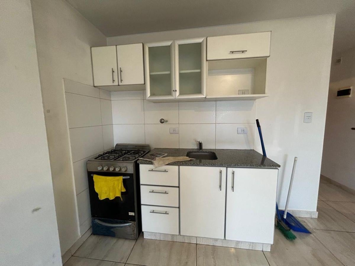 Foto de DEPARTAMENTO MONOAMBNENTE EN ALQUILER EN EL CENTRO DE AVELLANEDA, imagen 5