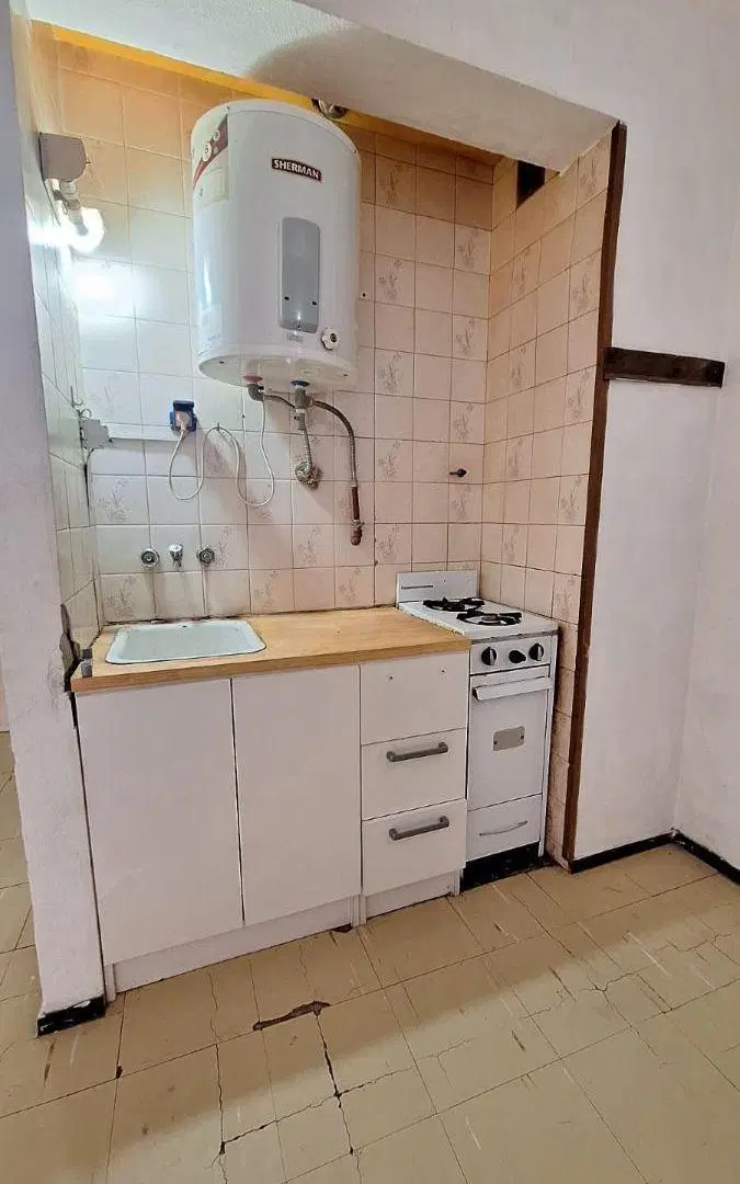 OPORTUNIDAD! Departamento de 1 ambiente contrafrente muy luminoso 5
