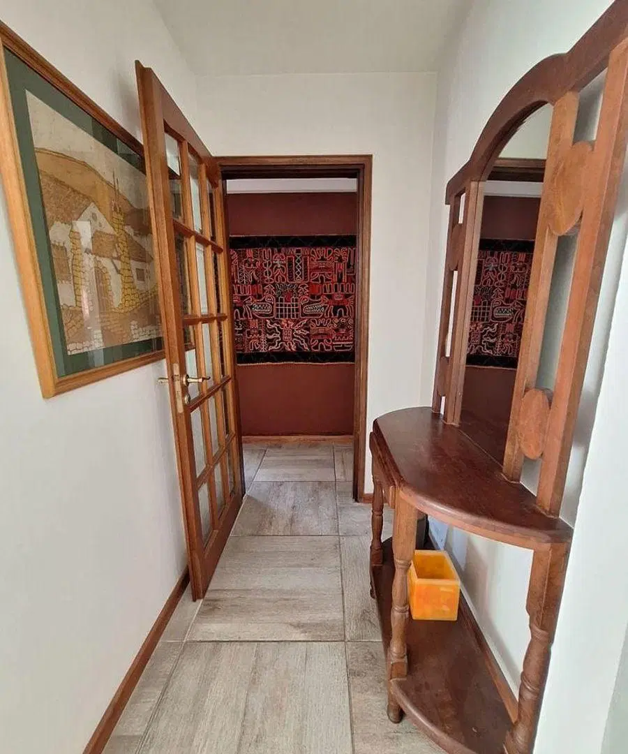 Departamento de 3 ambientes con balcón a la calle 5