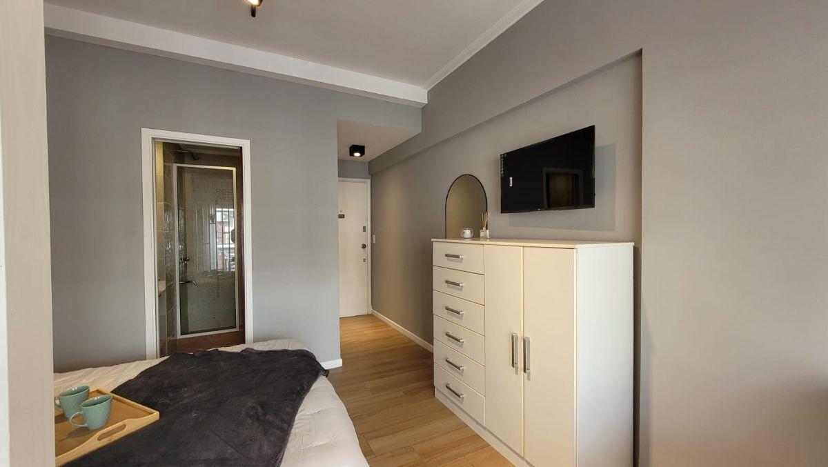 Foto de Departamento de 1 ambiente con balcon terraza, imagen 3