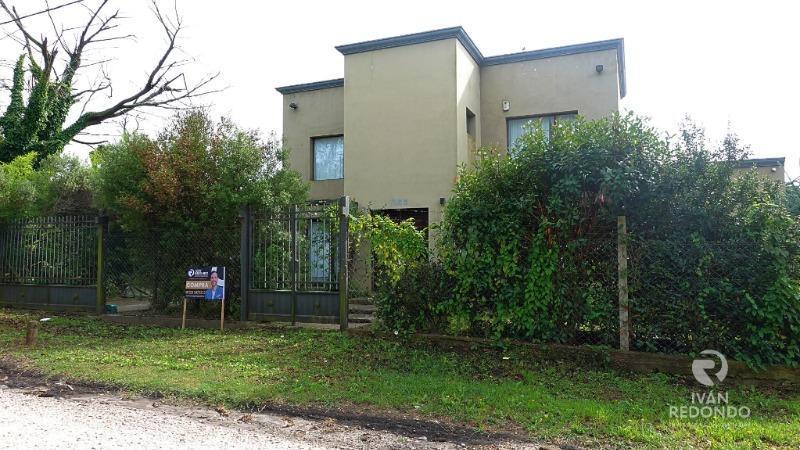 Venta Casa 6 ambientes categoría Acantilados