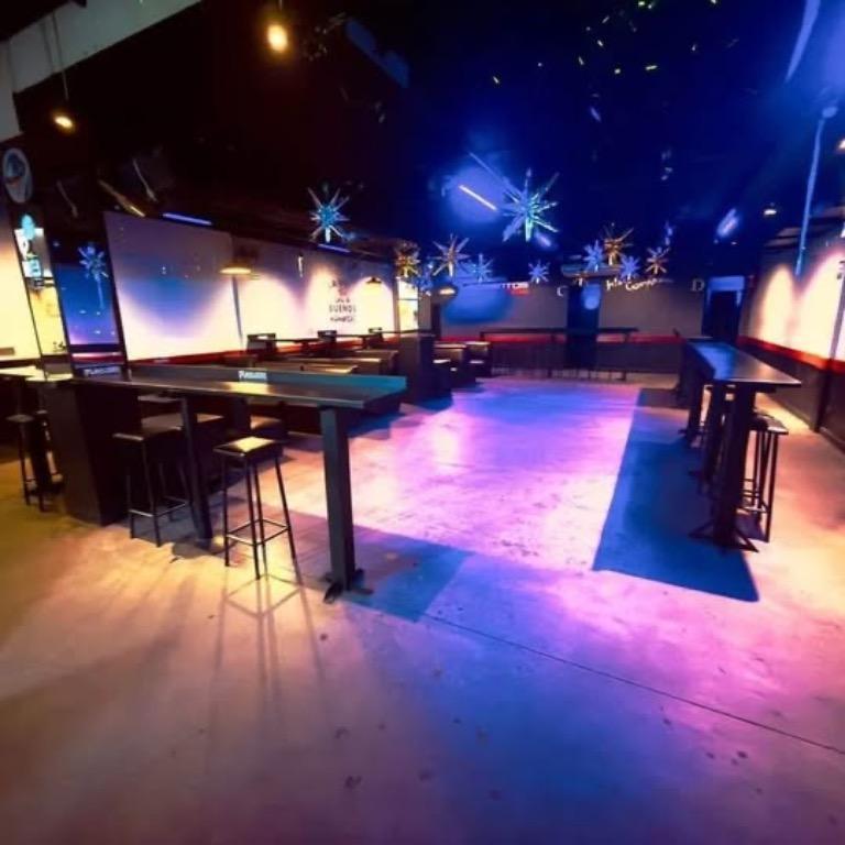Venta BOLICHE Y HOTEL en BLOCK