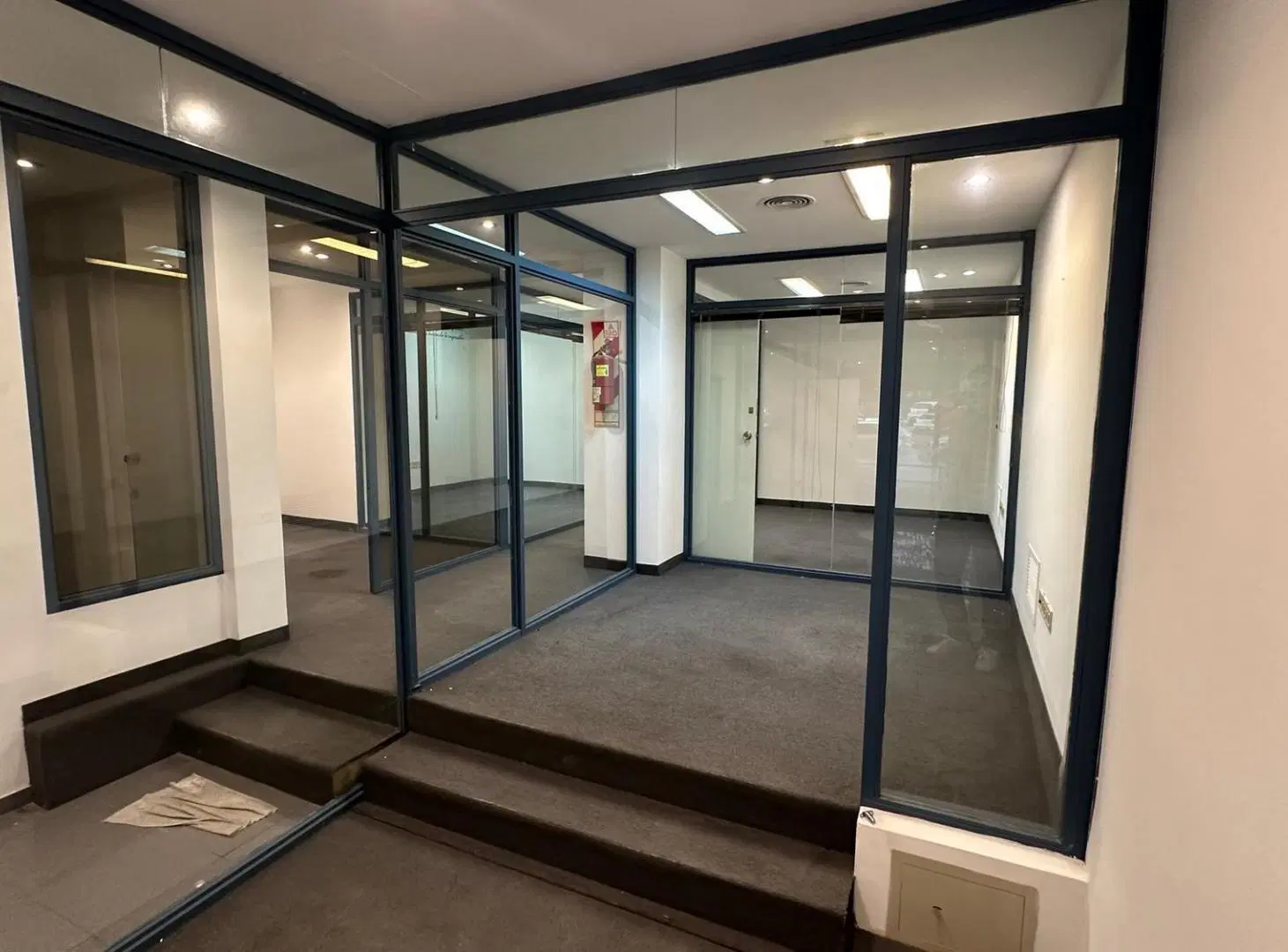 local comercial / oficinas en alquiler en plaza mitre 5