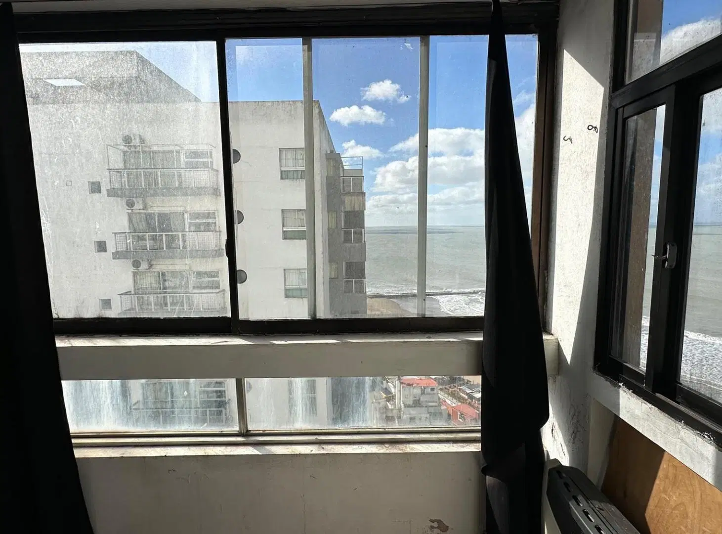 MONOAMBIENTE CON VISTA AL MAR 4