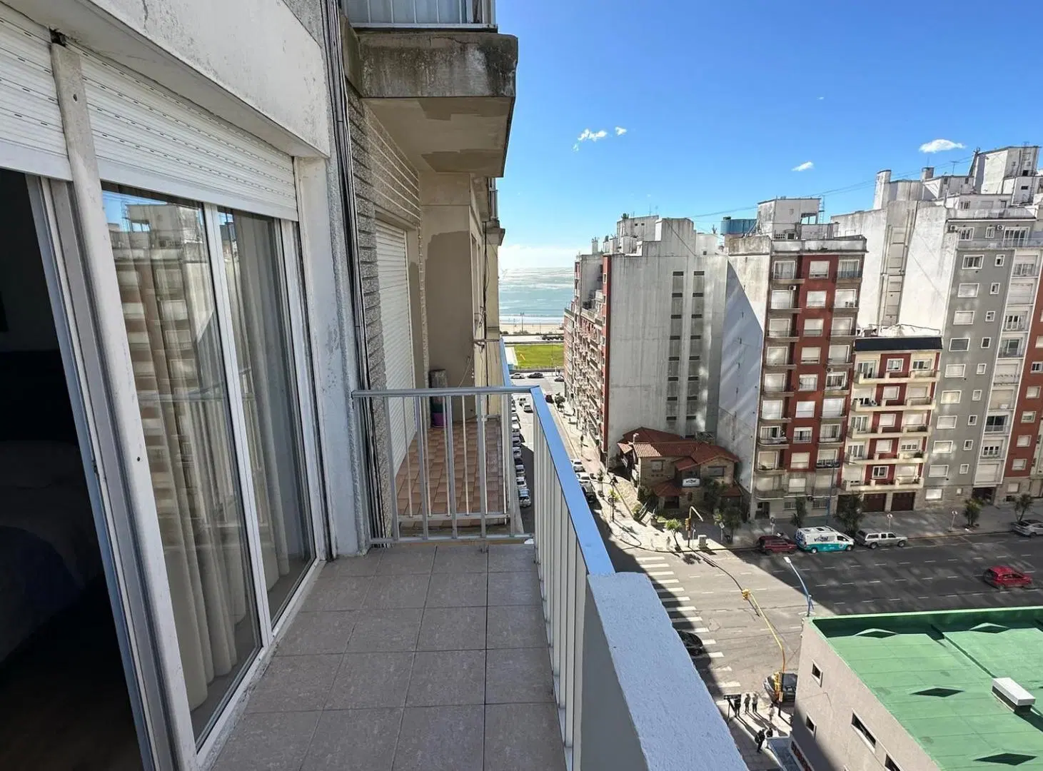 DEPARTAMENTO DE 3 AMBIENTES EN EXCELENTE ESTADO – ZONA GUEMES 2