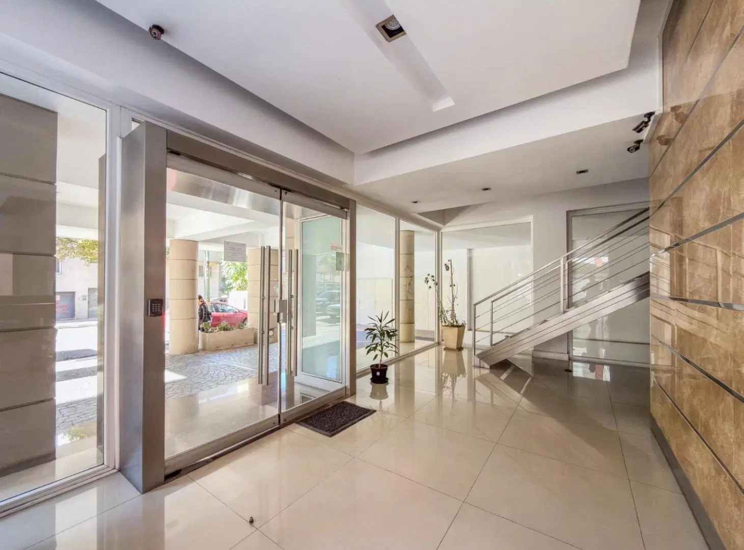 VENTA DEPARTAMENTO 2 AMBIENTES CON COCHERA 3