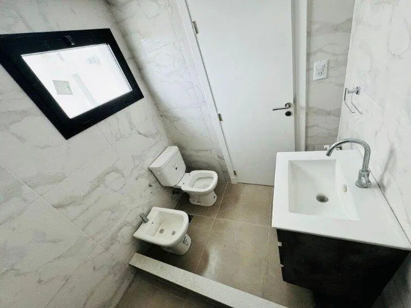 Venta departamento 2 ambientes en Lamadrid 1