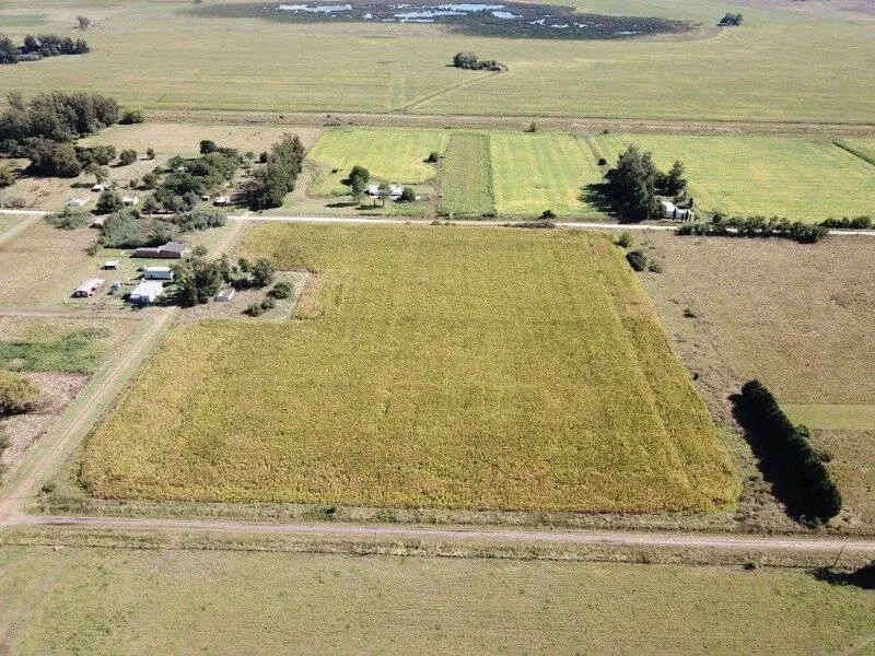 Terreno en Los Pinos 20 x 50 3
