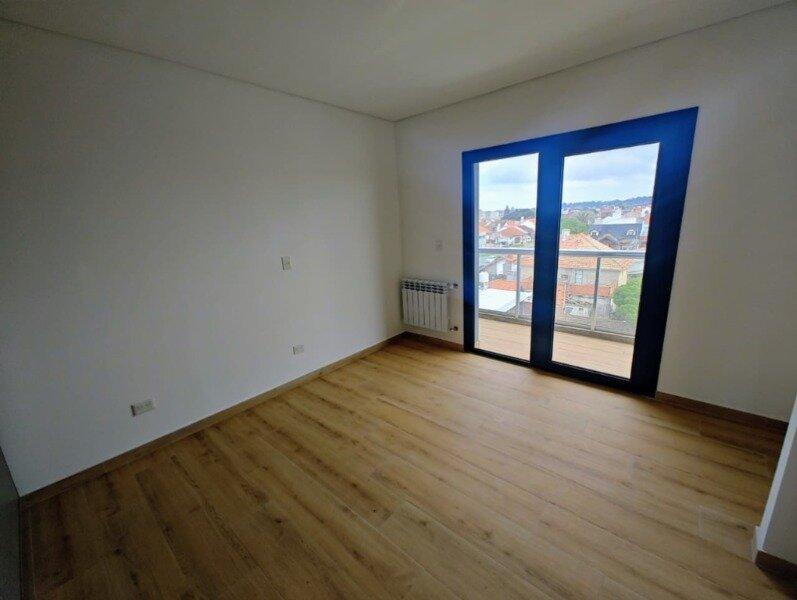 Foto de Alquiler departamento 3 ambientes Rosales 2200 Punta Mogotes, imagen 3