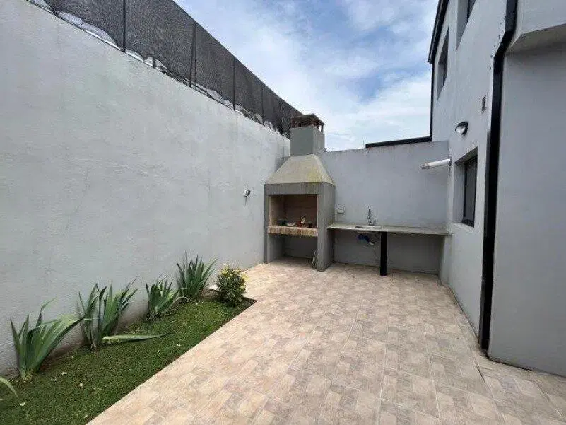 Venta Casa 4 ambientes Zona Colinas de Peralta Ramos 2