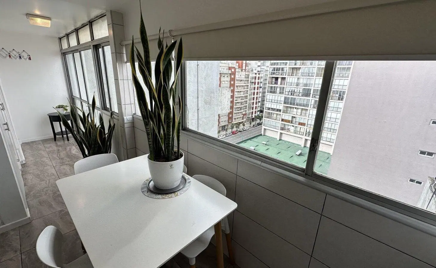 DEPARTAMENTO DE 3 AMBIENTES EN EXCELENTE ESTADO – ZONA GUEMES 5