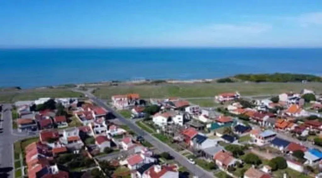 VENTA LOTE CON LOSA EN BARRIO SERENA 4