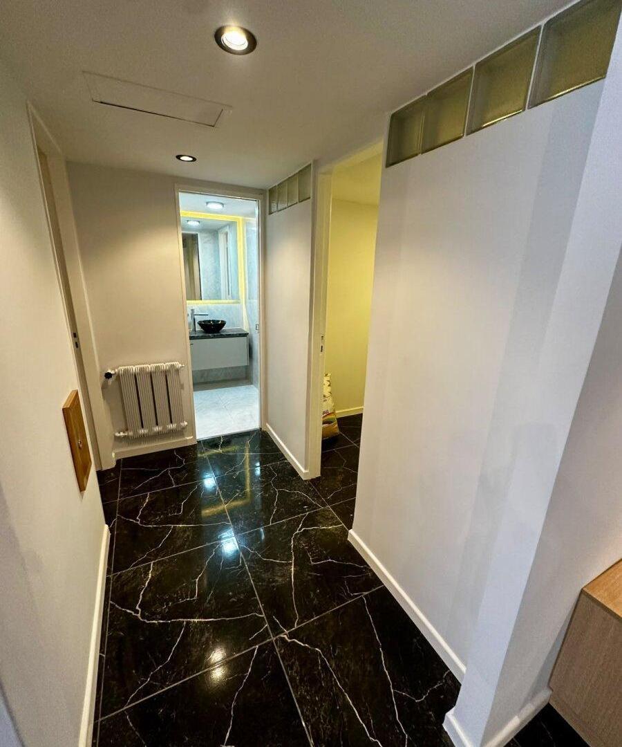 Foto de Venta de Departamento tres ambientes al frente en zona centro., imagen 2
