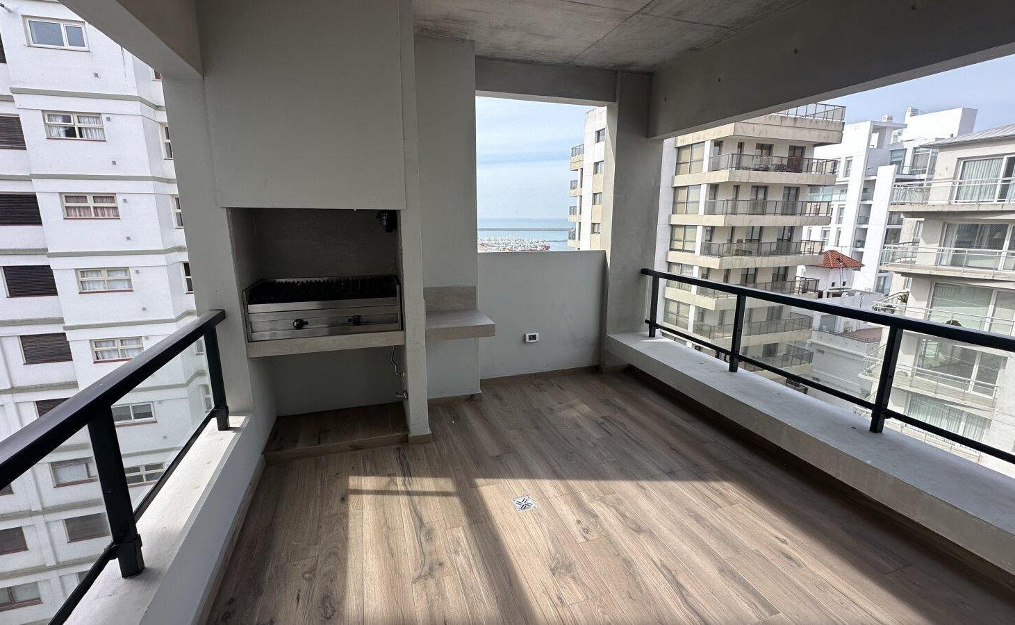 Foto de Venta piso 3 Ambientes / Playa Grande, imagen 2