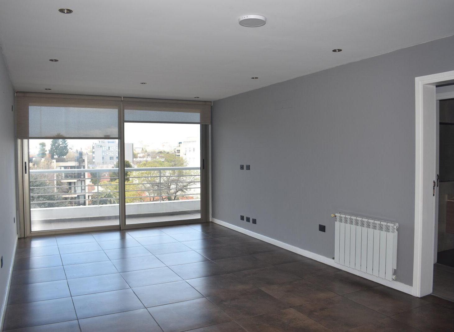 Foto de DEPARTAMENTO CON PILETA Y COCHERA EN ALQUILER ZONA GUEMES, imagen 4