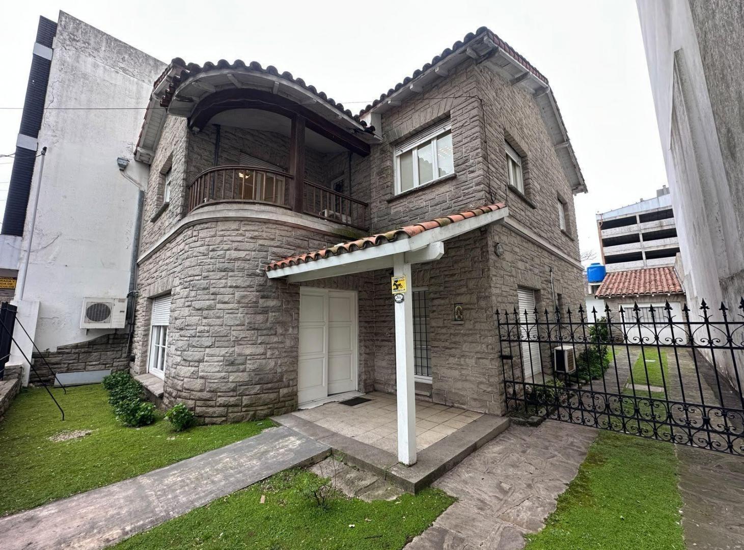 Foto de Venta casa 7 ambientes, imagen 2