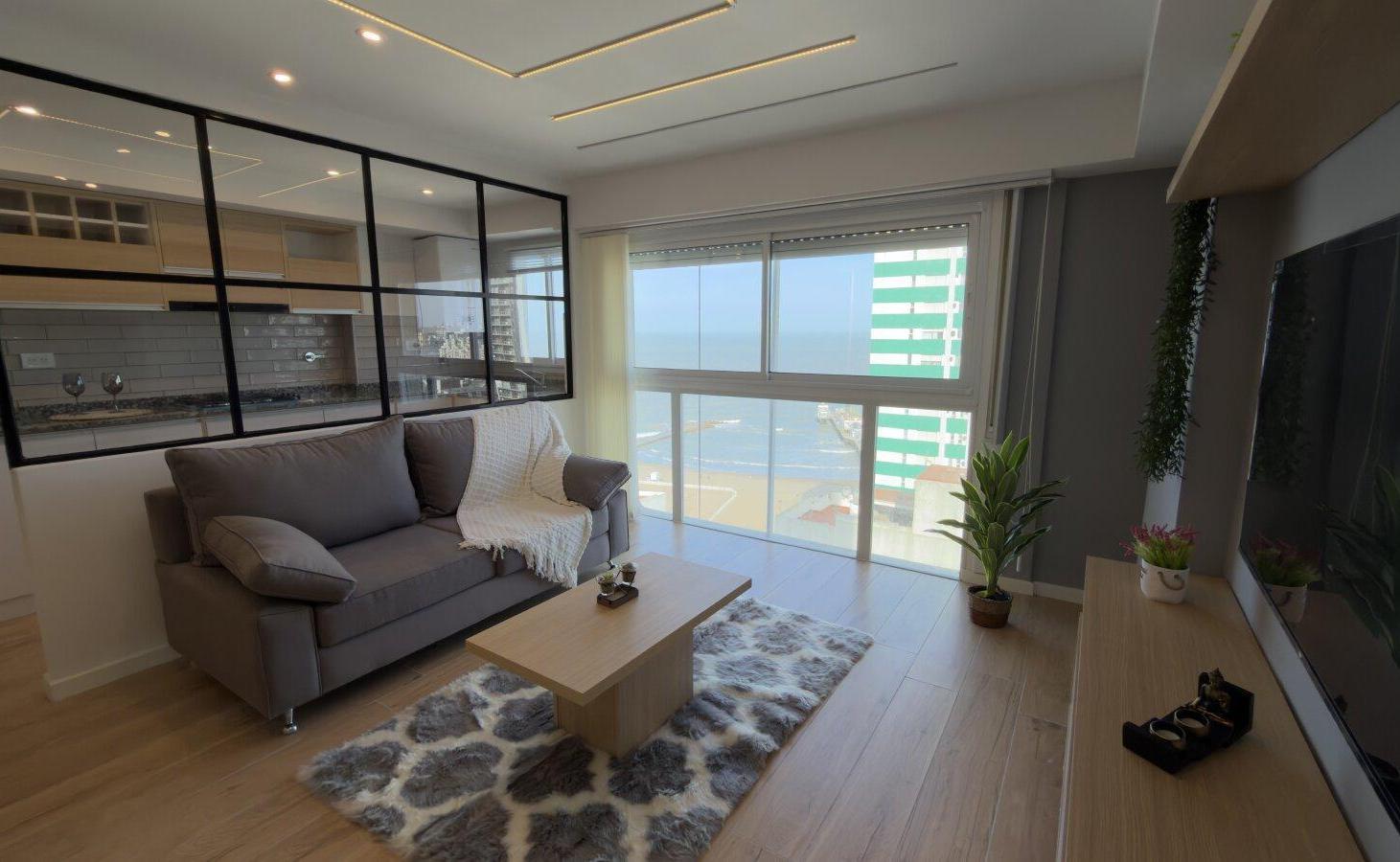Foto de 3 ambientes reciclado con vista al mar, imagen 1