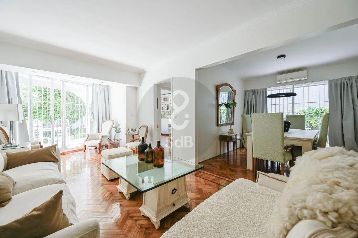 Impecable departamento con jaridn 4 ambientes refaccionado a nuevo 2
