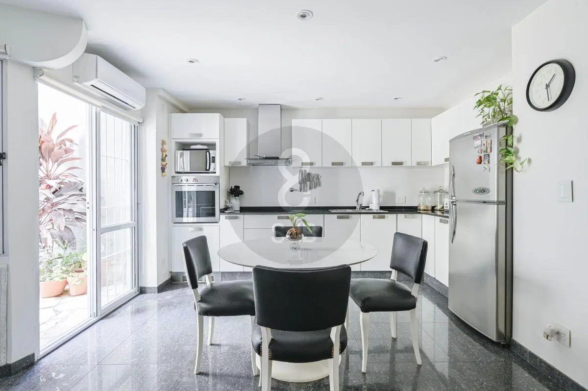 Impecable departamento con jaridn 4 ambientes refaccionado a nuevo 4