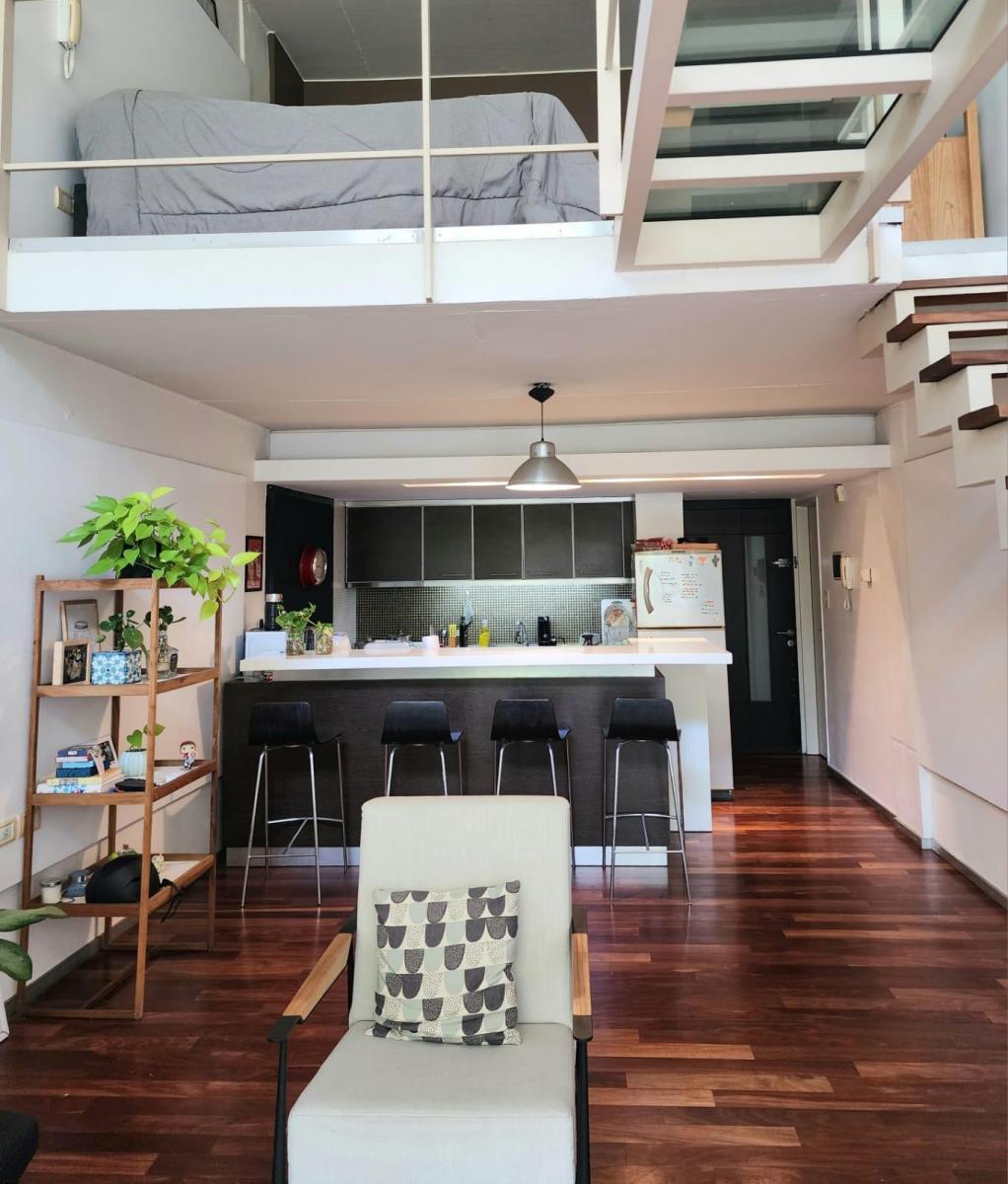 Vende departamento duplex 3 amb. en Núñez, Parque arbolado! Pileta!