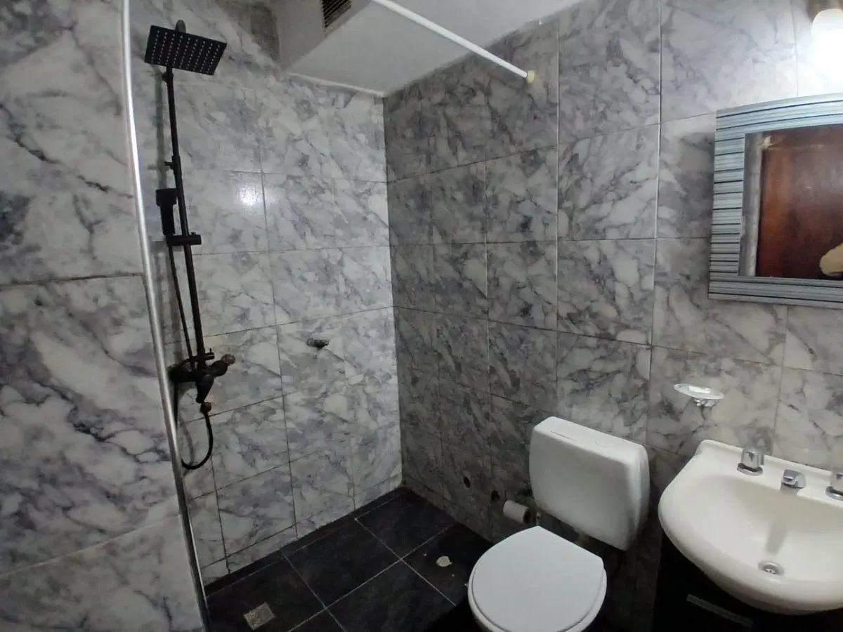 ALBERDI - SOL DE MAYO 284- Mtrs DUARTE QUIROS - 1 DORM. HERMOSO 5