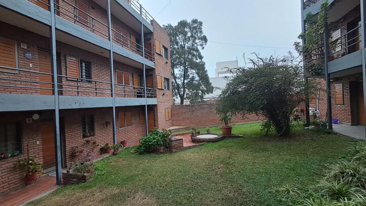Foto de ALTOS GRAL PAZ DPTO 2 DORM. C/ GRAN TERRAZA DE USO EXCLUSIVO (20M2), imagen 3