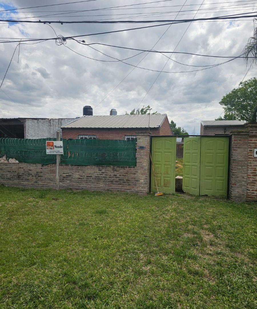 Casa Quinta con 2 dormitorios en venta en B° Nueva Detroit-Sauce Viejo