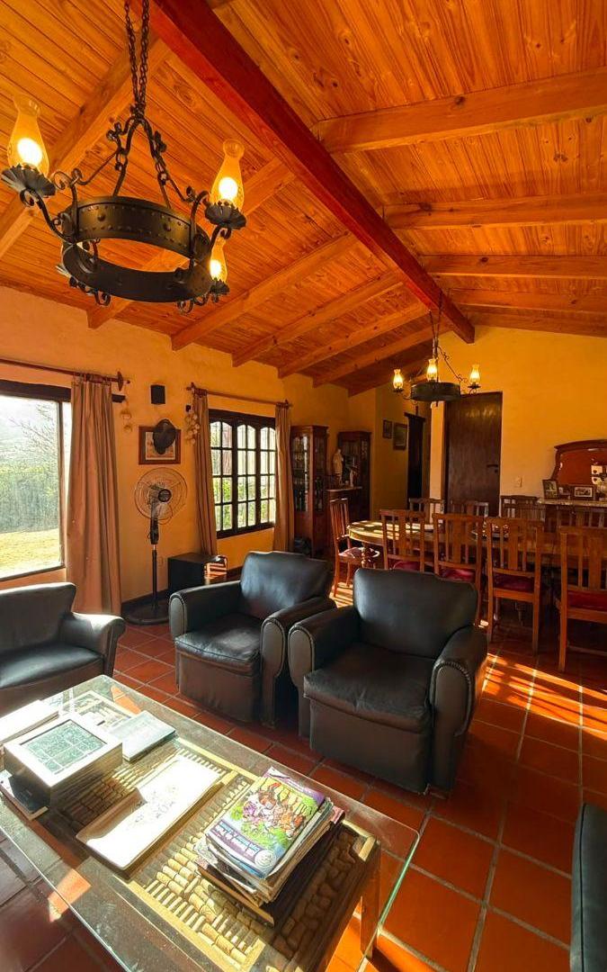 Foto de Casa de 200 m² con 4 dormitorios en venta en Tafí del Valle, imagen 2