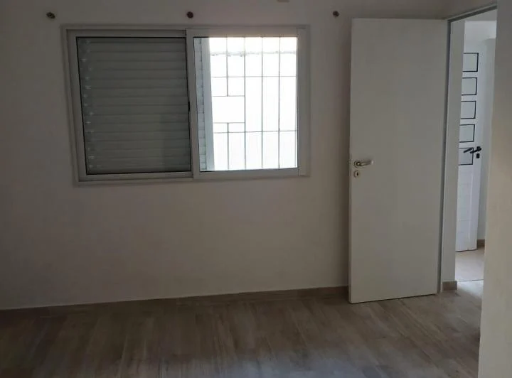 Alquiler - Casa 2 Dorm. - Av. Galicia 3