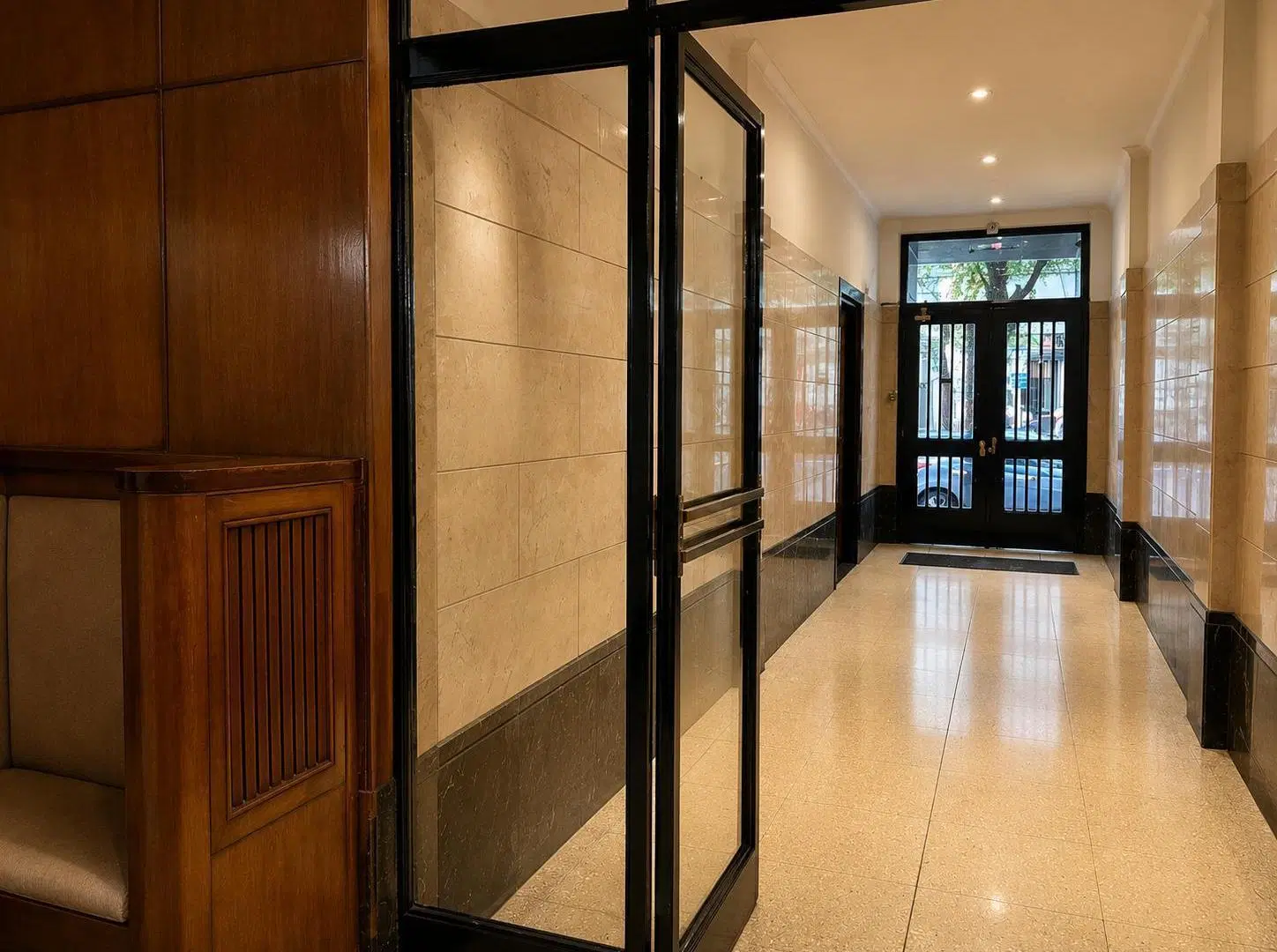 Recoleta · 2 amb escritorio en edificio de categoría · contrafrente 4