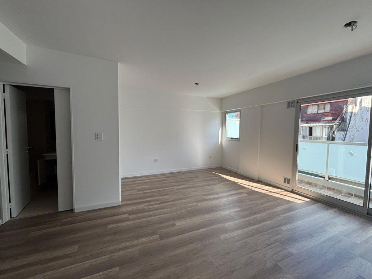 Foto de Monoambiente a estrenar con balcón aterrazado – Piso alto muy luminoso, imagen 2